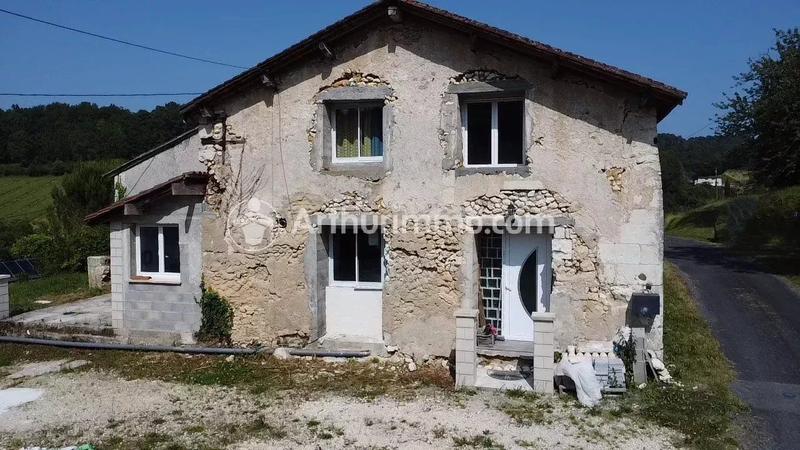 Maison - 168 m² - 8 pièces