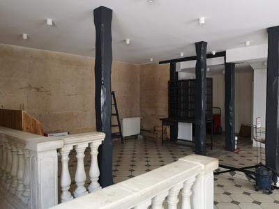 Local commercial - 251 m² - 6 pièces