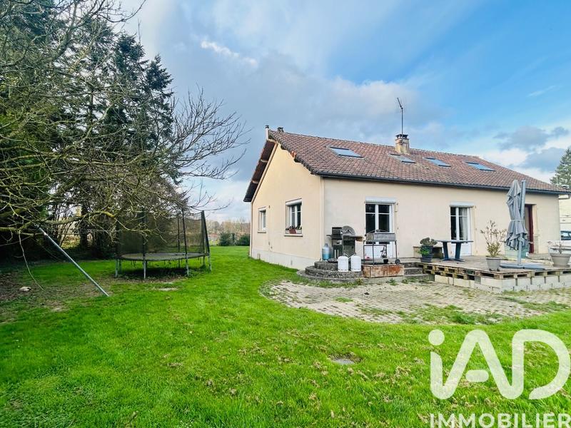 Maison - 140 m² - 5 pièces