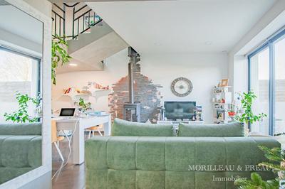 Maison - 96 m² - 5 pièces