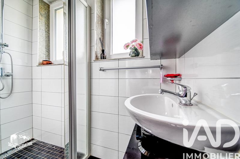 Maison - 110 m² - 6 pièces