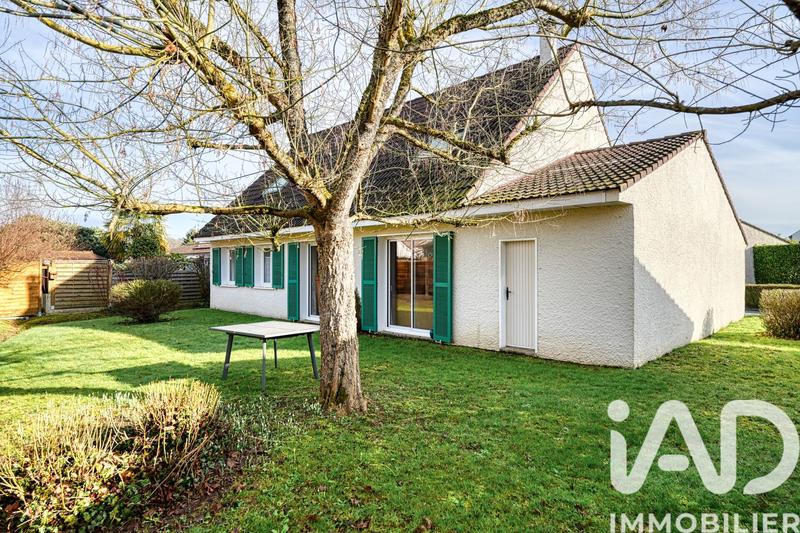 Maison - 158 m² - 8 pièces