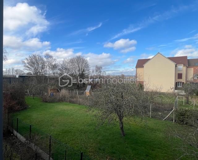 Maison - 88 m² - 4 pièces