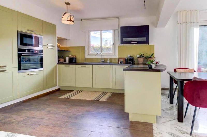 Duplex - 98 m² - 4 pièces