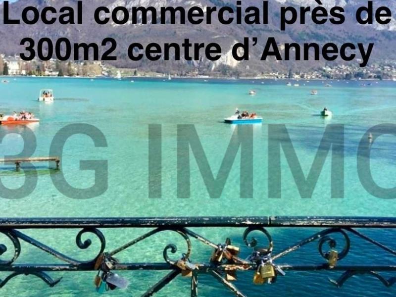 Fonds de commerce - Local commercial - 300 m²