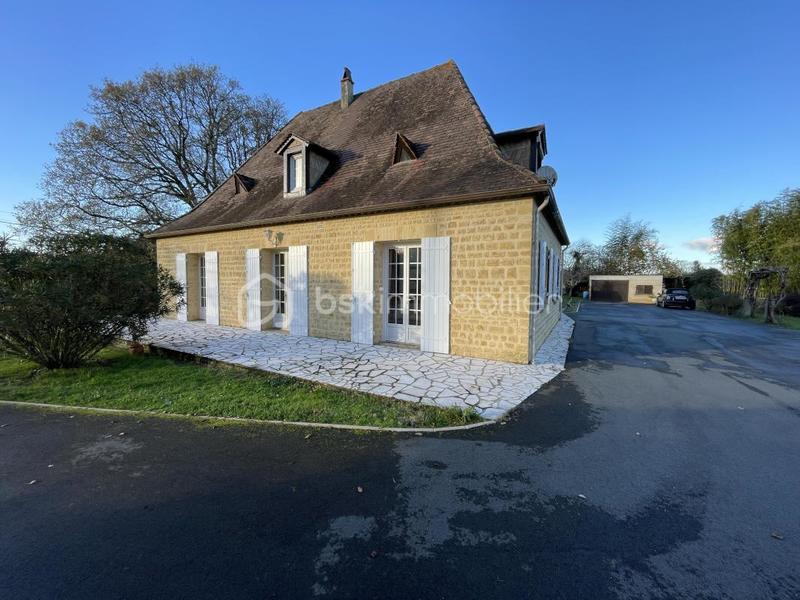 Maison en pierre - 120 m² - 6 pièces