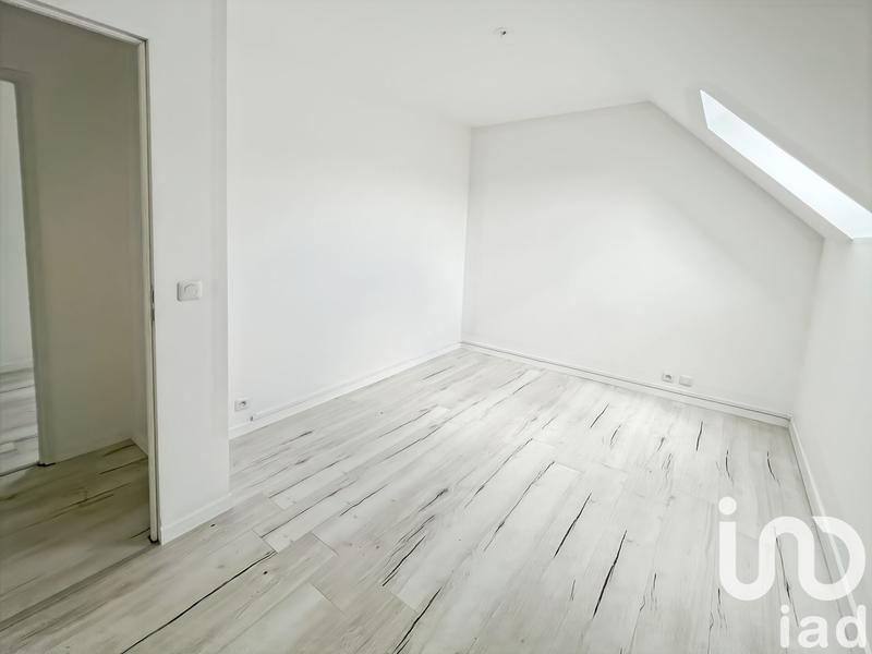 Maison - 97 m² - 6 pièces