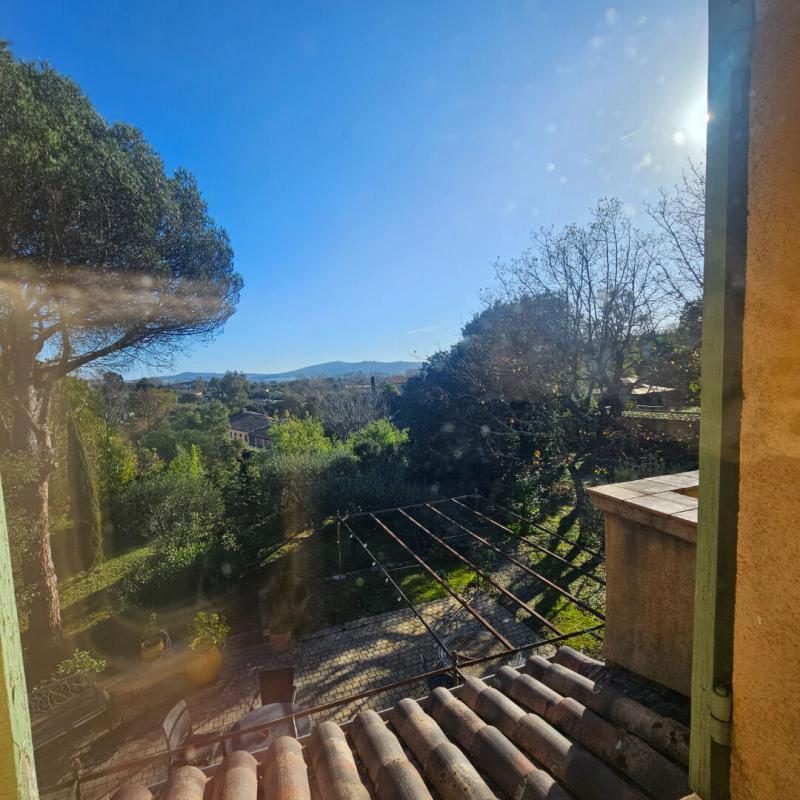 Villa - 180 m² - 6 pièces