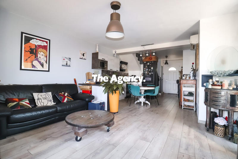 Maison - 90 m² - 4 pièces