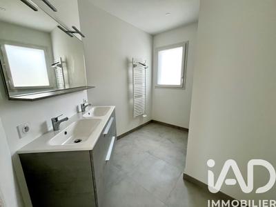 Maison - 103 m² - 4 pièces
