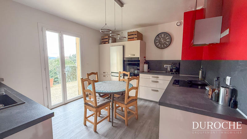 Maison - 166 m² - 5 pièces
