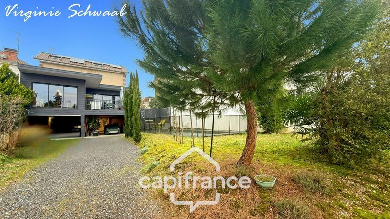 Maison bourgeoise - 286 m² - 10 pièces