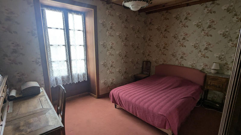 Maison - 205 m² - 8 pièces