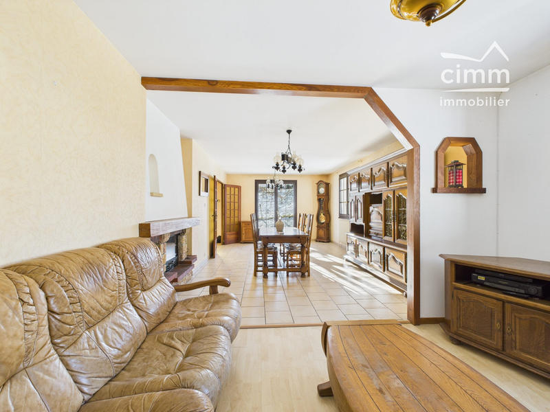 Maison - 184 m² - 6 pièces