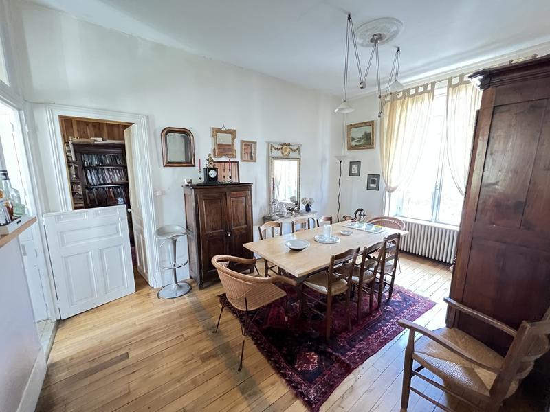 Maison - 160 m² - 4 pièces