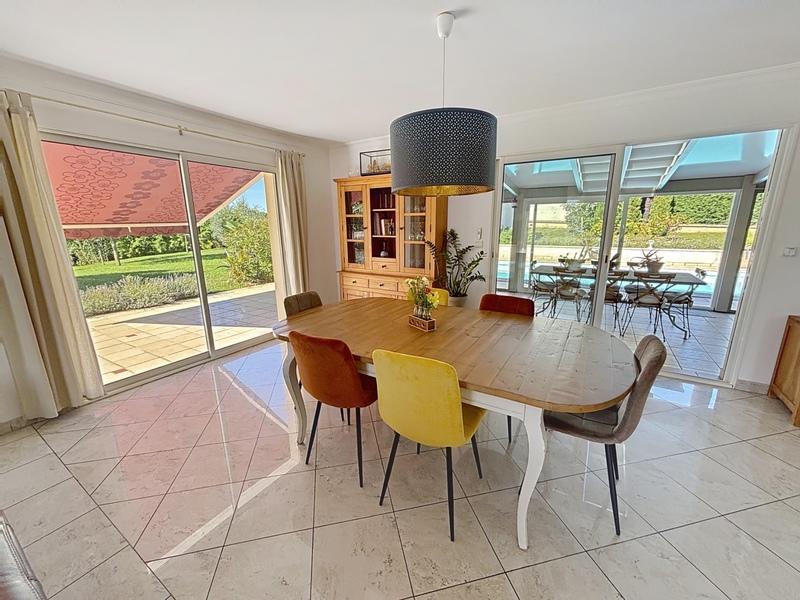 Maison - 193 m² - 7 pièces