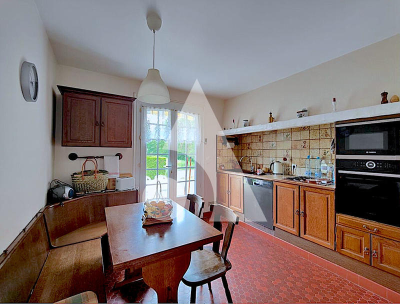 Maison - 148 m² - 7 pièces