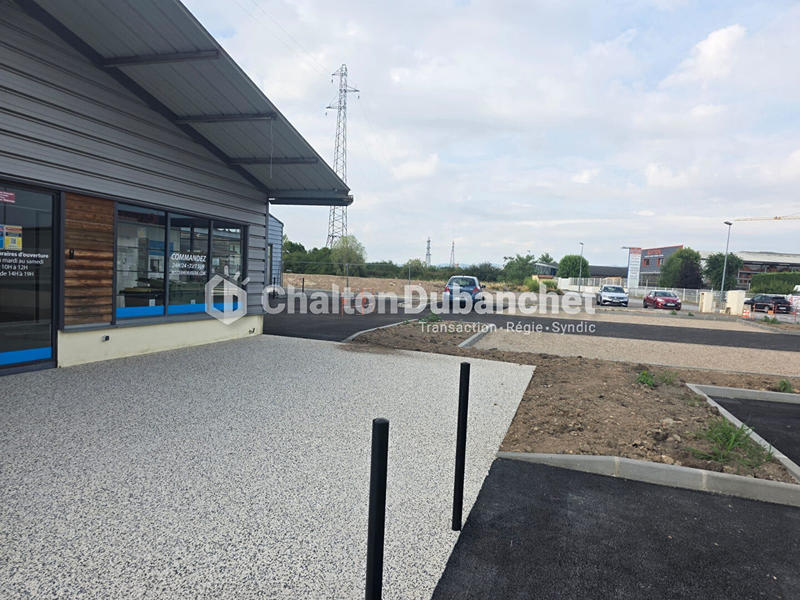 Local d'activités - 270 m²