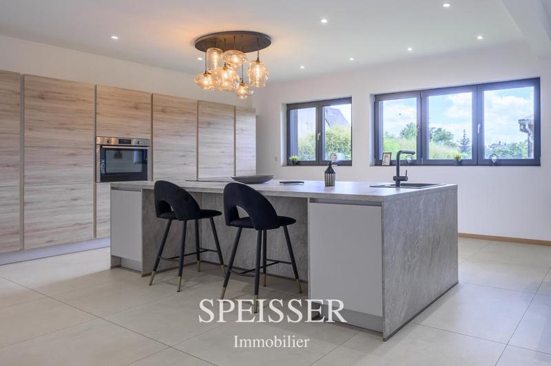 Villa - 230 m² - 7 pièces