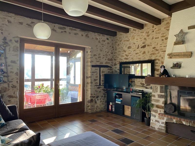 Maison - 140 m² - 5 pièces