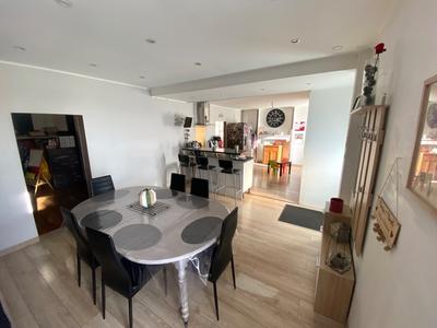 Maison - 162 m² - 6 pièces