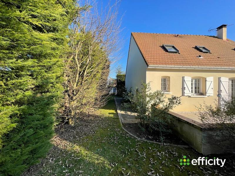 Maison - 139 m² - 6 pièces