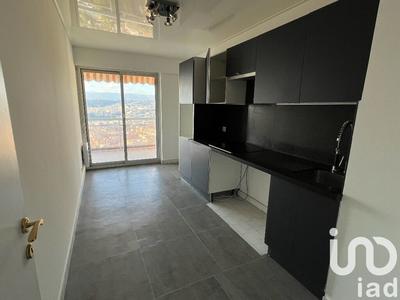Appartement - 81 m² - 3 pièces