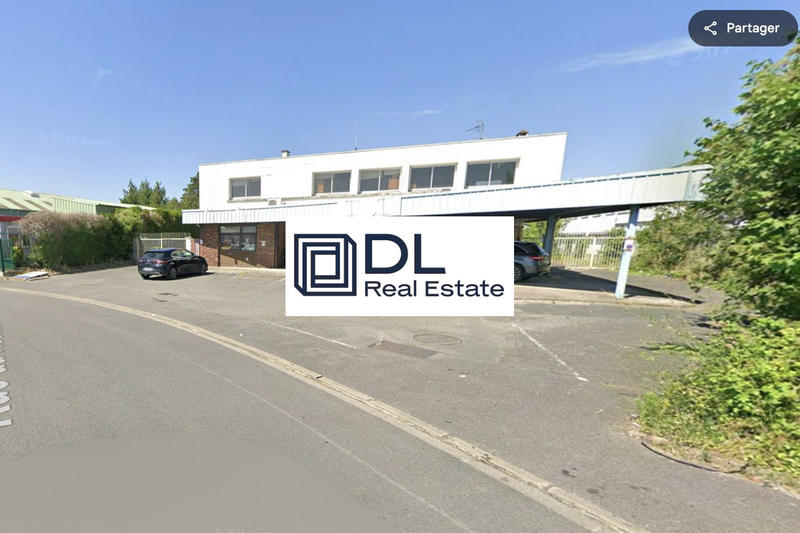 Entrepôt - 1 220 m²