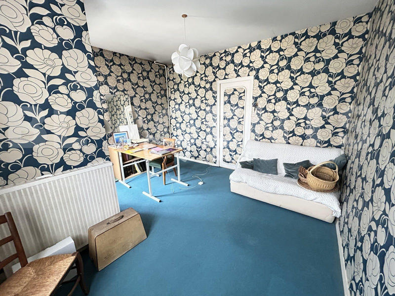 Maison - 210 m² - 8 pièces