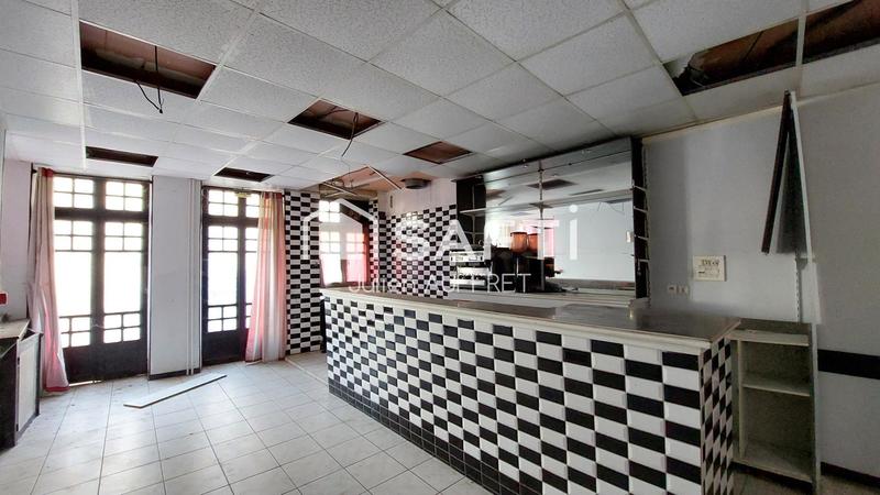 Immeuble - 136 m² - 3 pièces