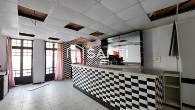 Immeuble - 136 m² - 3 pièces