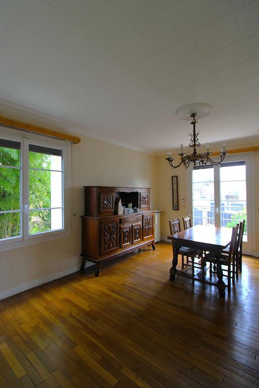 Maison - 97 m² - 6 pièces