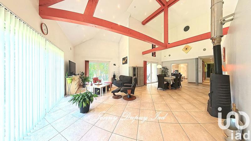 Maison de maîtres - 208 m² - 8 pièces