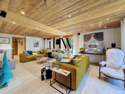 Appartement - 164 m² - 5 pièces