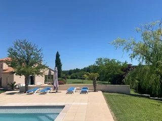 Maison - 204 m² - 5 pièces