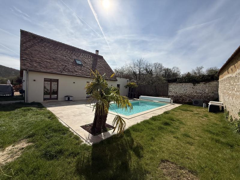 Maison traditionnelle - 140 m² - 6 pièces