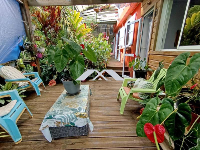 Maison - 98 m² - 5 pièces