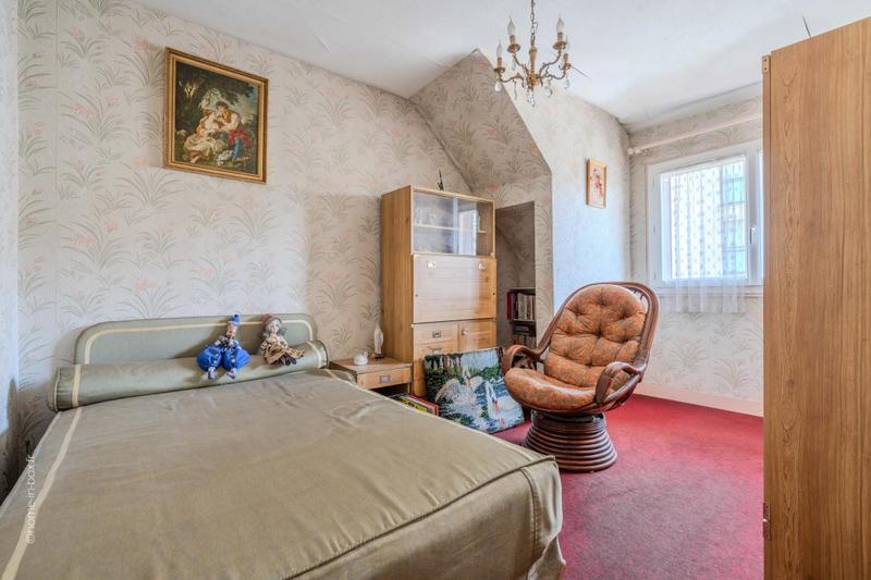 Maison - 120 m² - 7 pièces