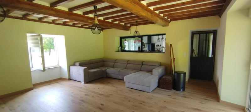 Maison - 140 m² - 7 pièces