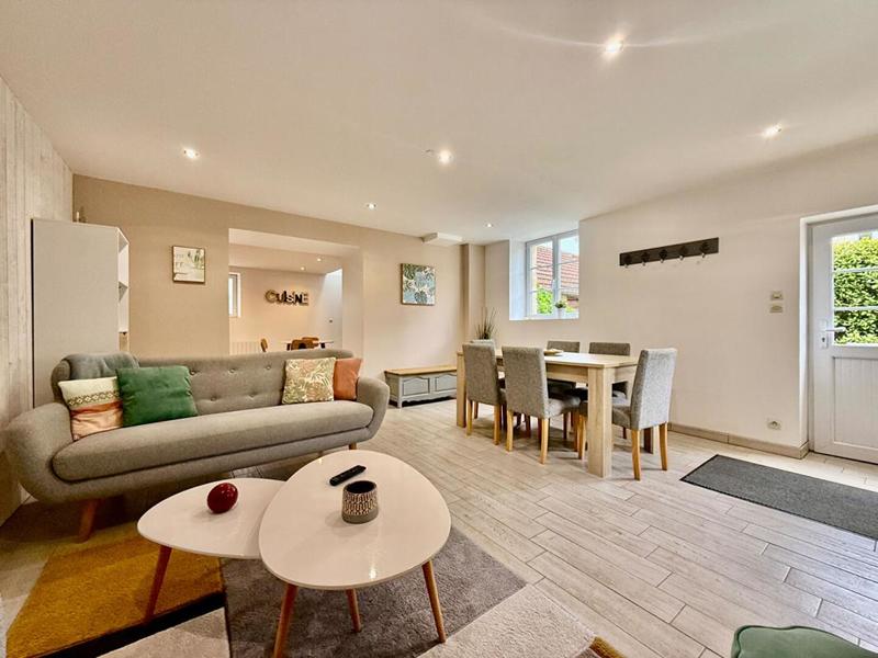 Demeure - 370 m² - 16 pièces