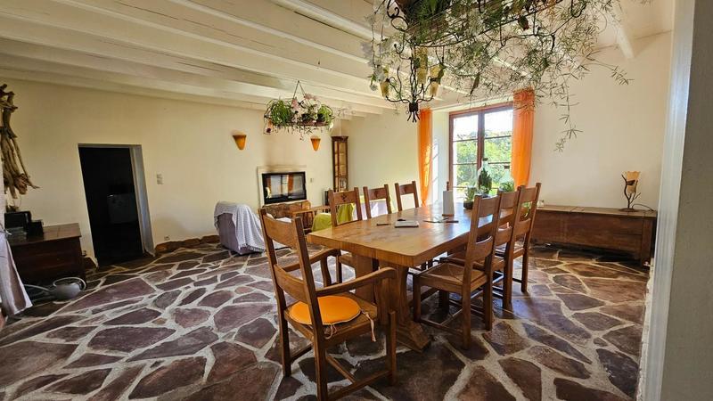 Propriété - 170 m² - 5 pièces