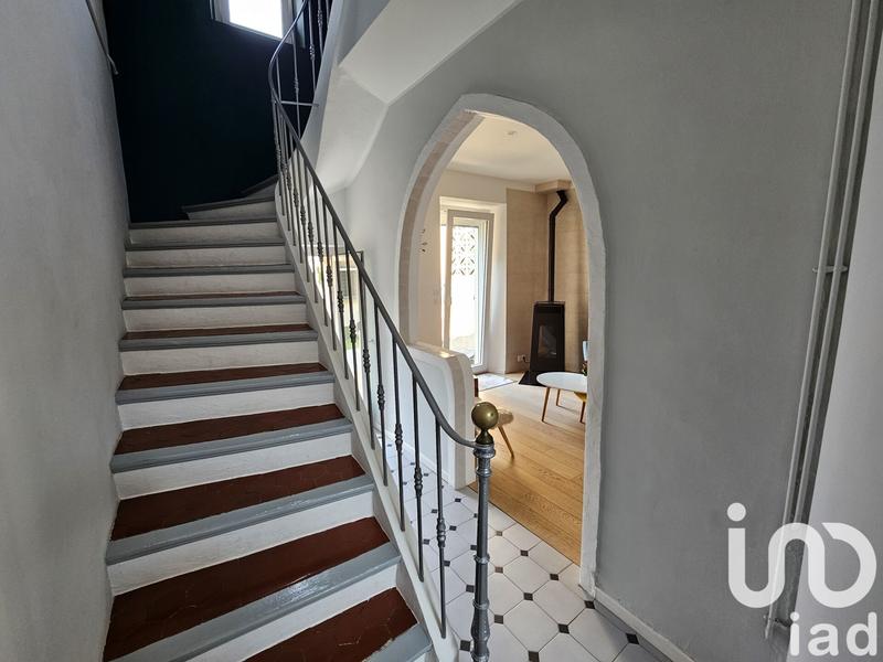 Maison - 143 m² - 8 pièces