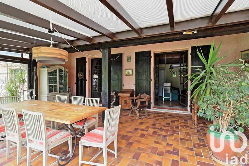 Maison - 200 m² - 6 pièces