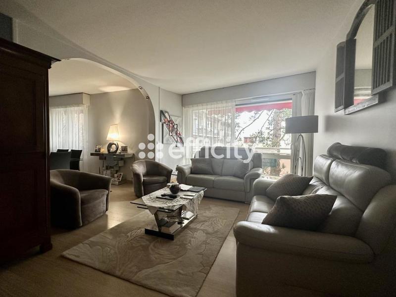 Appartement - 98 m² - 5 pièces