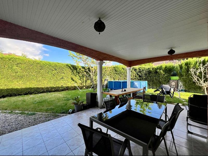 Maison - 140 m² - 4 pièces