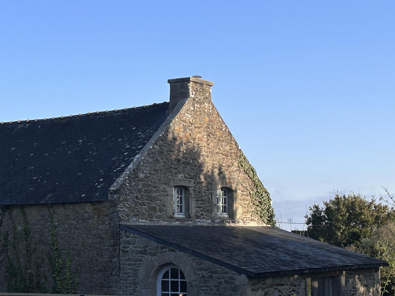 Maison - 204 m² - 11 pièces