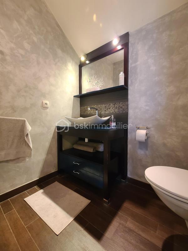 Pavillon - 131 m² - 7 pièces