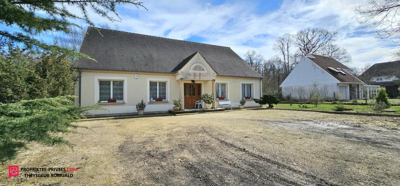 Maison - 200 m² - 5 pièces