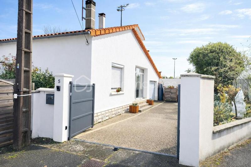 Maison - 143 m² - 6 pièces