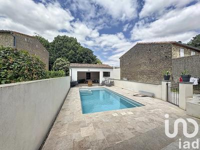 Maison de village - 120 m² - 7 pièces